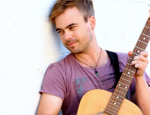 Heath, musical soloist in Sydney, photo 3