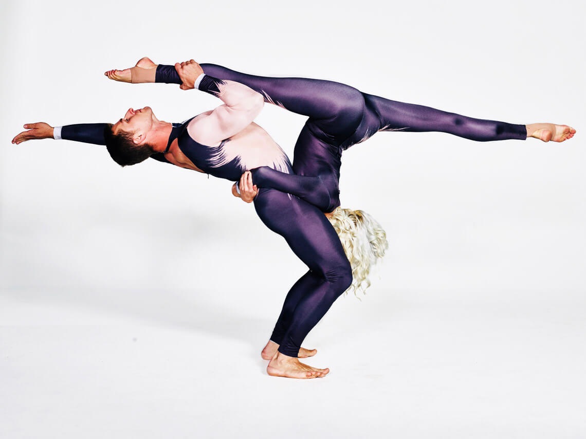 Adagio Duo, acrobat in Sydney, photo 2