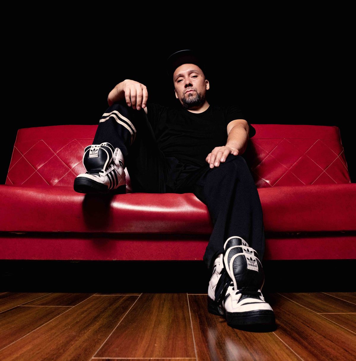 Andro martinez, guitarist in Sydney