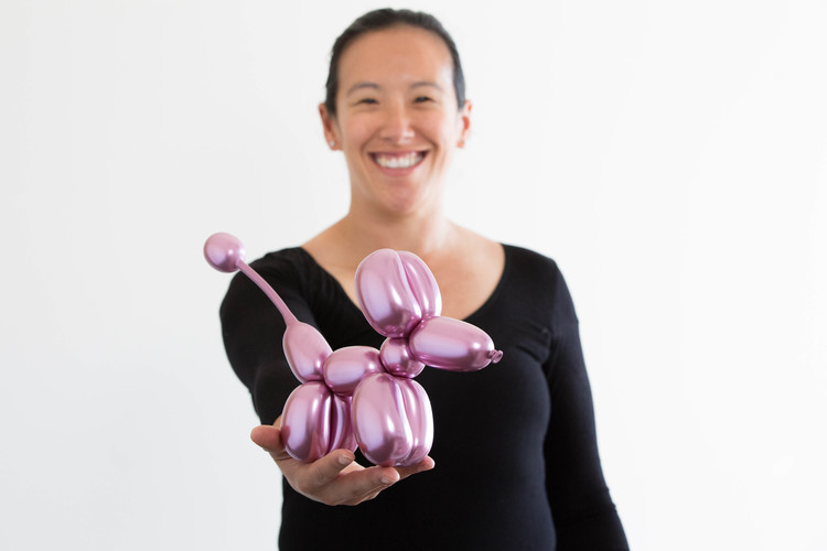 A Twist of Magic, balloon twister in Sydney, photo 3