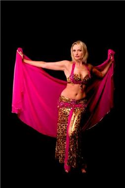 Aisha Zaroura, belly dancer in Sydney, photo 3