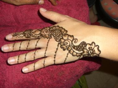 Henna Nights Sydney, body painting in Sydney, photo 3