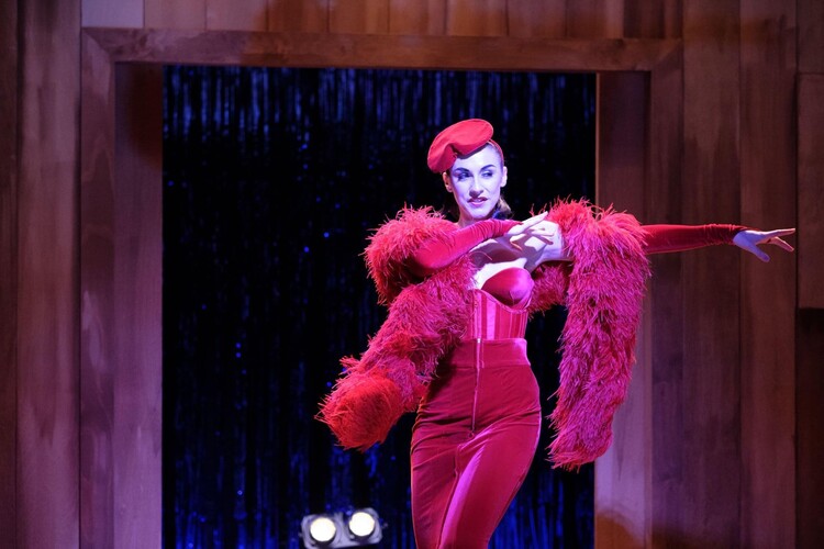 Hannah Raven, dancer in Sydney, photo 3
