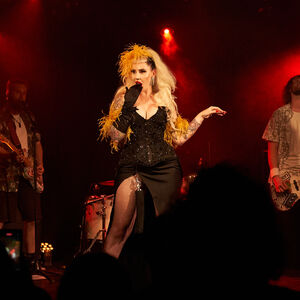 Onya Bones, dancer in Sydney, photo 2