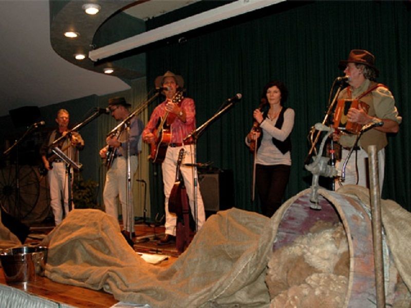 The Inland Navigators, bush band in Sydney