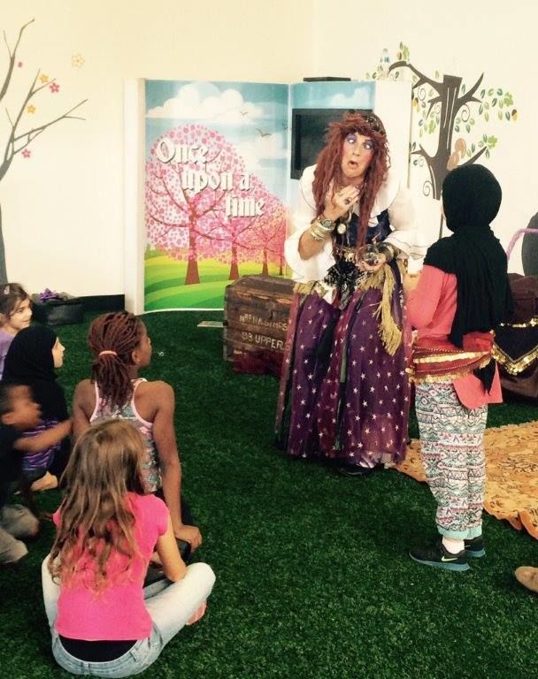 Madame Zelda's Travelling Show, children's entertainer in Sydney, photo 2