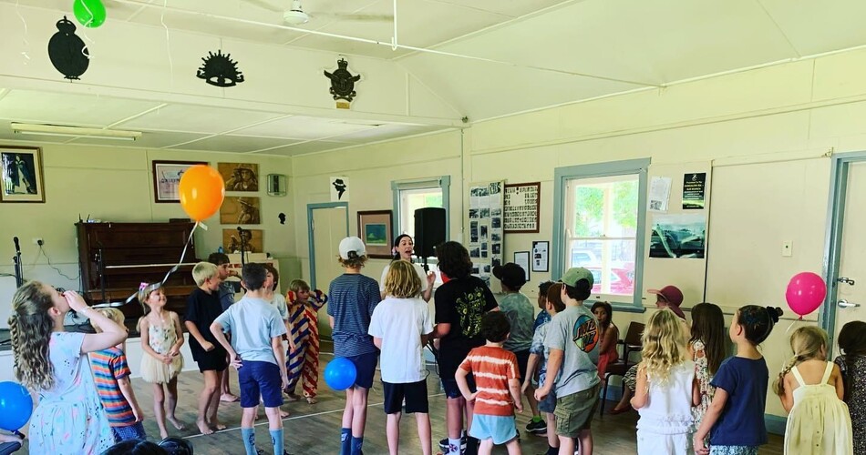 TillyTainment, children's singer in Sydney, photo 3