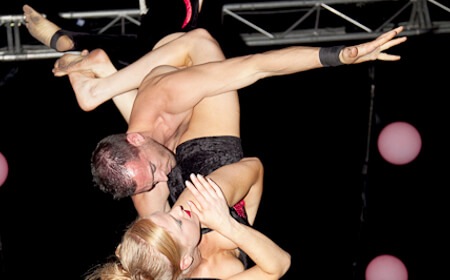 Double Twilight Trapeze, circus act in Sydney