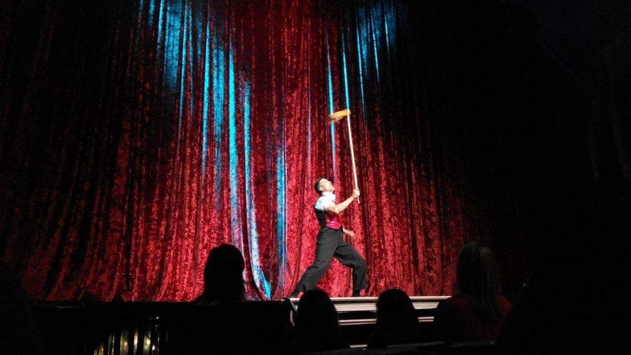 Mr.Gorski, juggler in Sydney, photo 3