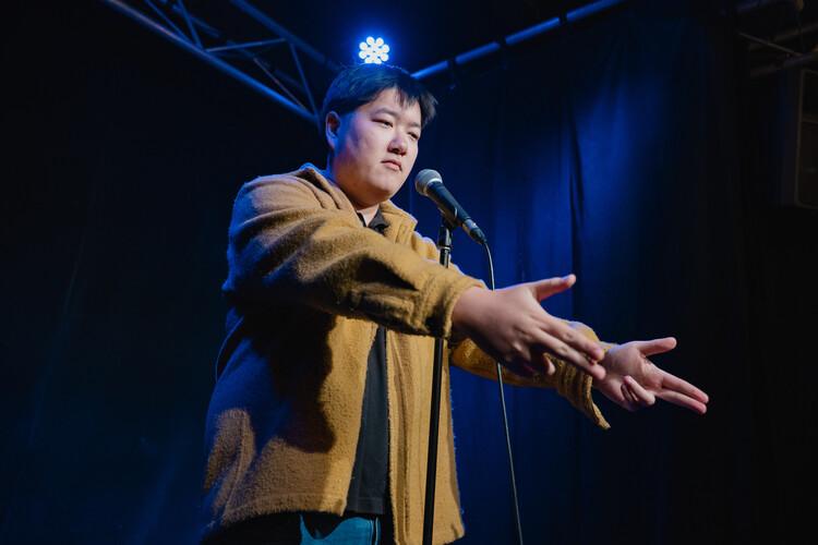 Alan Fang, comedian in Sydney, photo 3