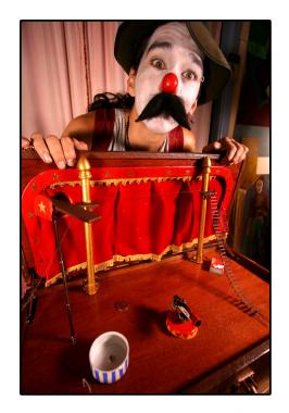 Signor Pedigrosso's Flea Circus, comedy magician in Sydney