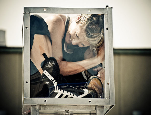 Bendy Em, contortionist in Sydney, photo 2