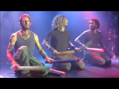Junkyard Beats, drumming group in Sydney, photo 2