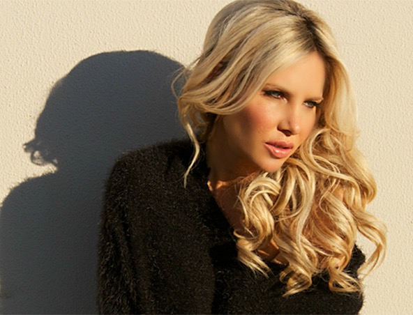 Melissa Tkautz, singer in Sydney, photo 2