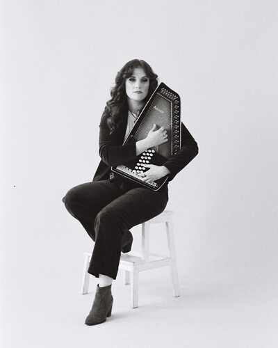 Lozz Benson, country singer in Sydney, photo 3