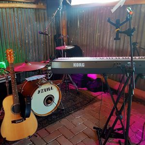Acoustic Autograph, cover band in Sydney, photo 2
