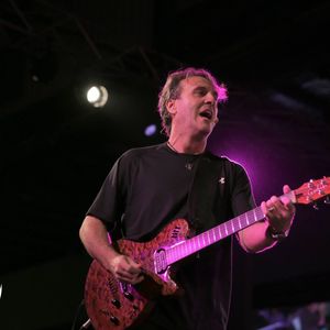 Hylton Chilchik, cover band in Sydney, photo 2