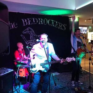 The Bedrockers, cover band in Sydney, photo 2