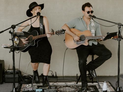 Ben and Vee, cover band in Sydney