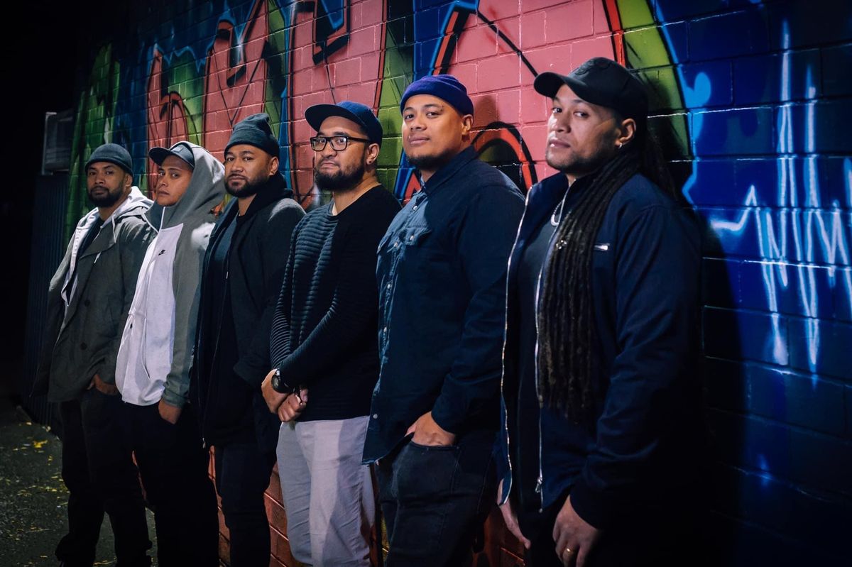 V Tribe, cover band in Sydney