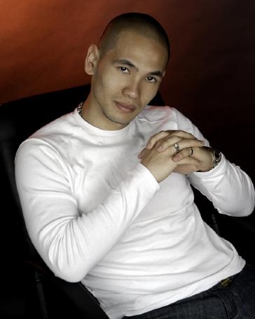 Yannus Sufandi, dancer in Sydney, photo 2
