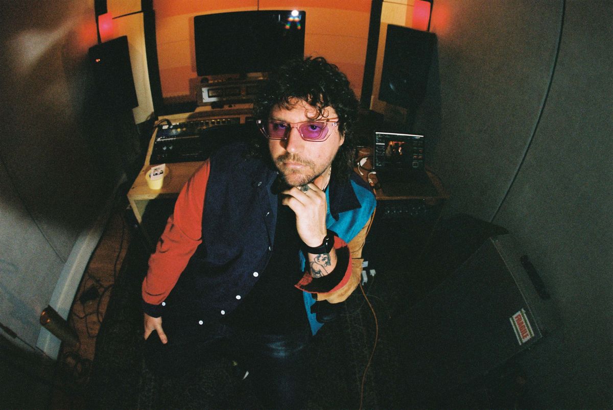 Chris Arnott, dj in Sydney