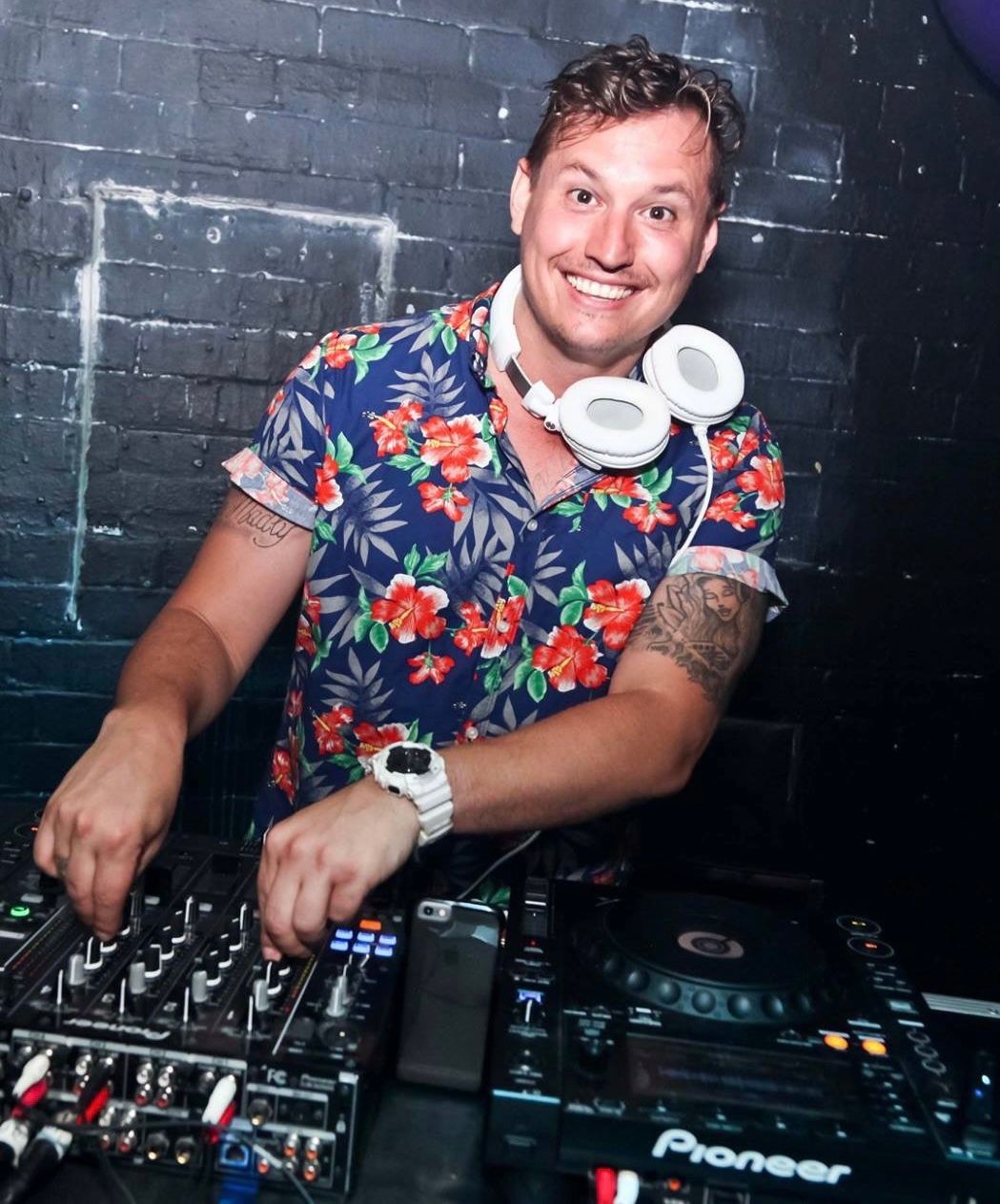 DJ Joe Barrs, live in Sydney