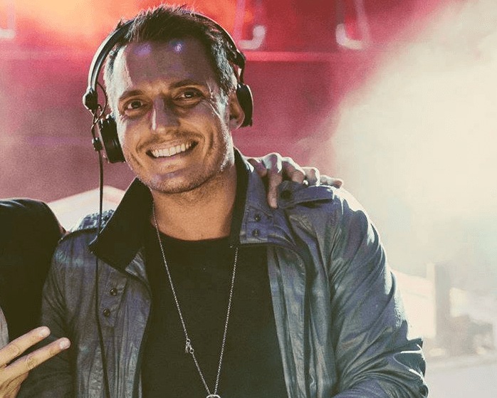 DJ Mark Olsen, live in Sydney