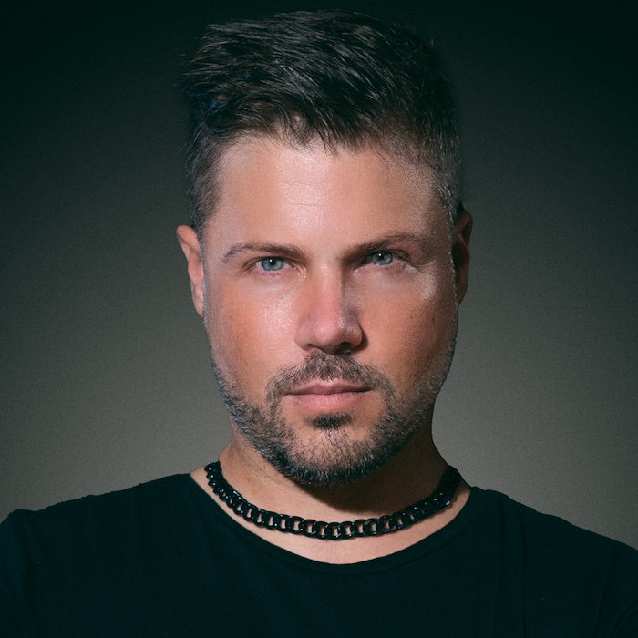 JAMES QUEEN, dj in Sydney