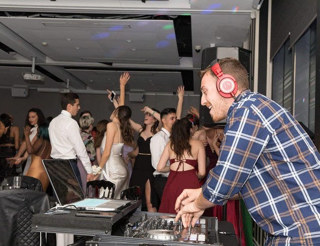 One Round Entertainment, dj in Sydney, photo 2