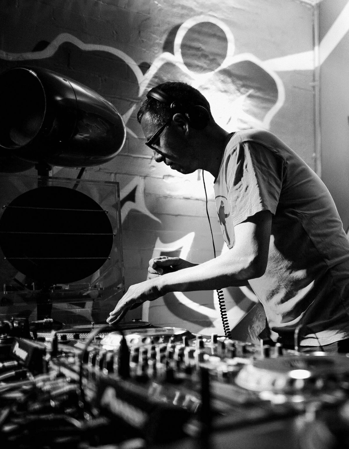 Simon Caldwell, dj in Sydney