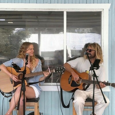 Andre and Alysha de, musical duo in Sydney, photo 2