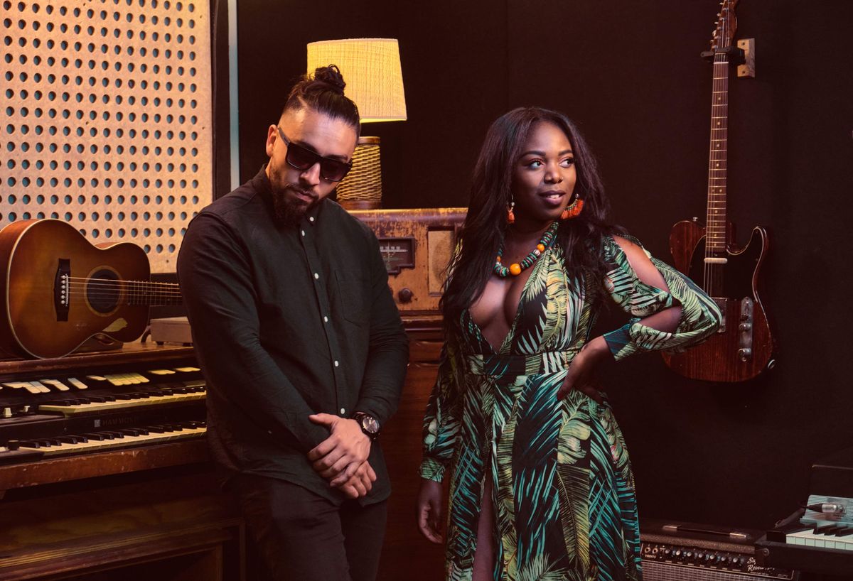 Mahogany Flow, musical duo in Sydney