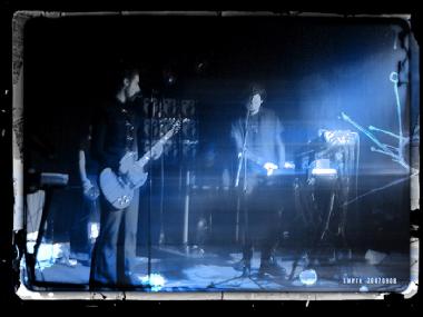 Empty, electronic band in Sydney, photo 3