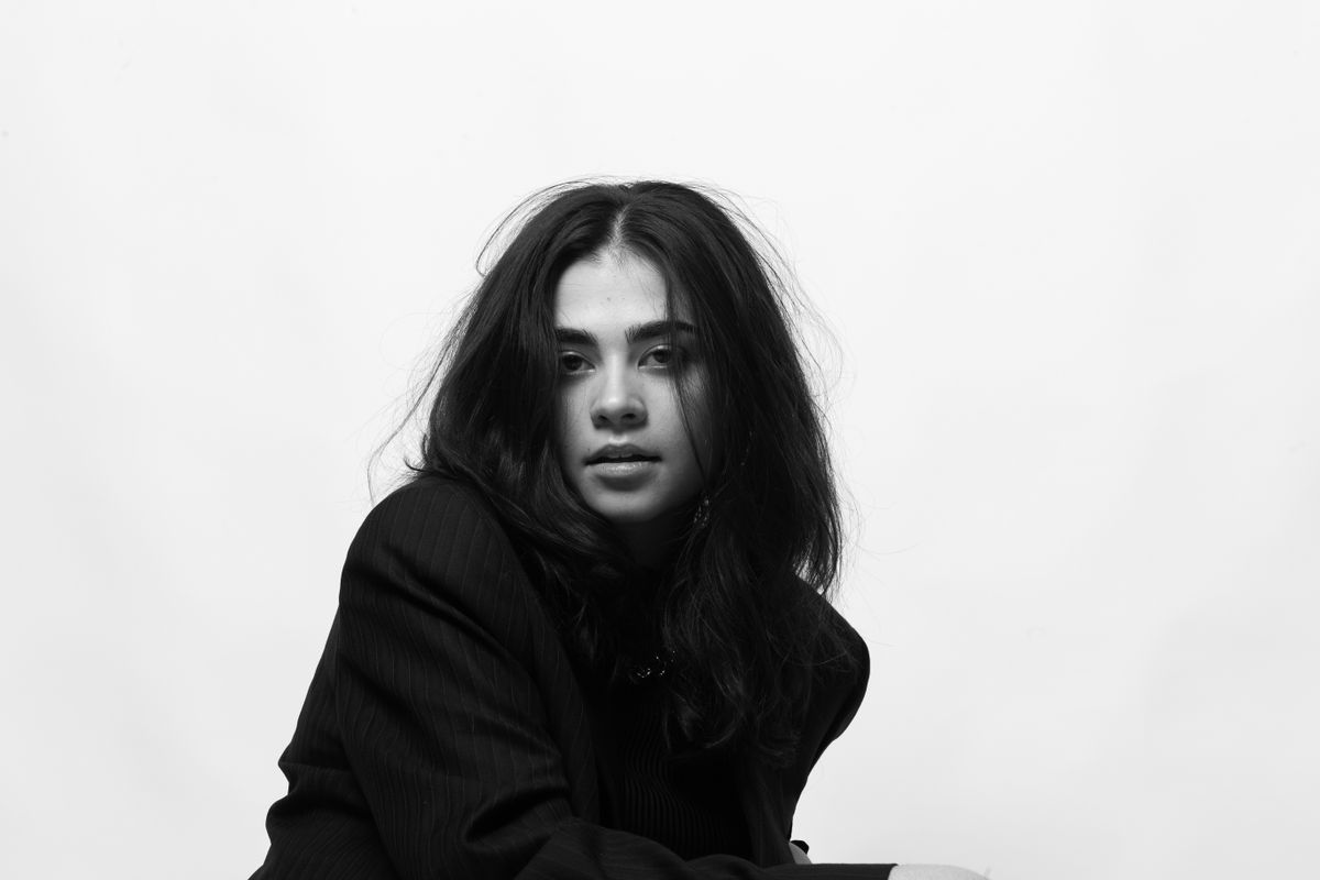 eme., singer in Sydney