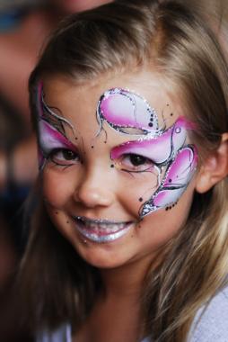 The Bristle Sisters, face painting in Sydney
