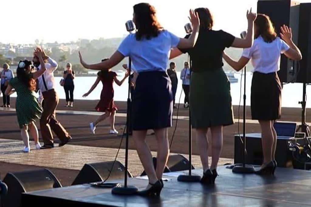 The Radioettes, female vocal group in Sydney