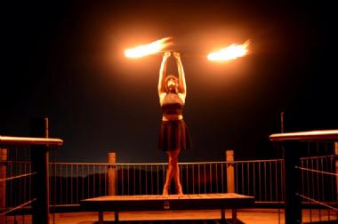 Daredevil Fire Show, fire performer in Sydney, photo 3
