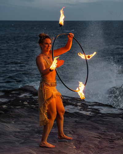 Faerie Flow Performance, fire performer in Sydney, photo 3