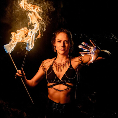 The Flow Dragon, fire performer in Sydney