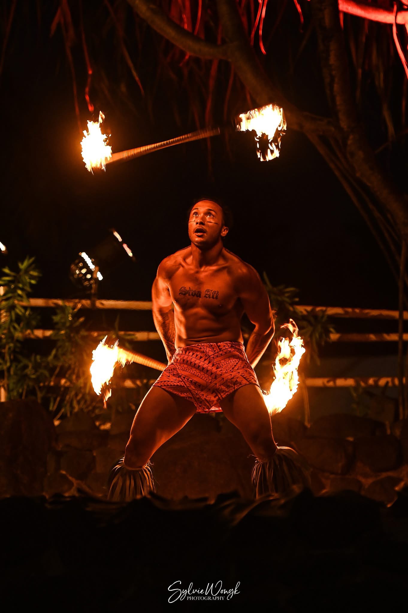 Traditional Fireknife entertainment, fire performer in Sydney