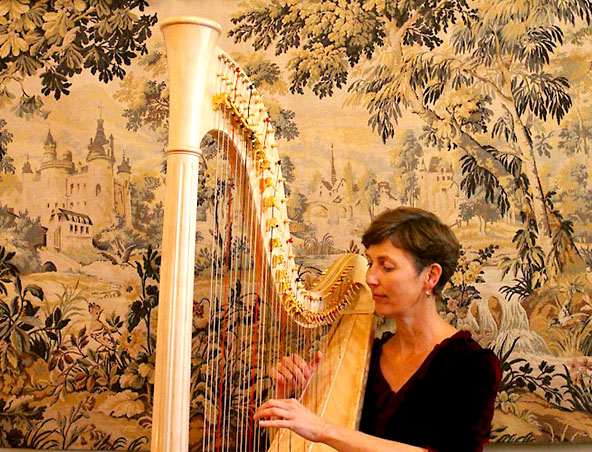 Sydney Wedding Harpist D, harp player in Sydney
