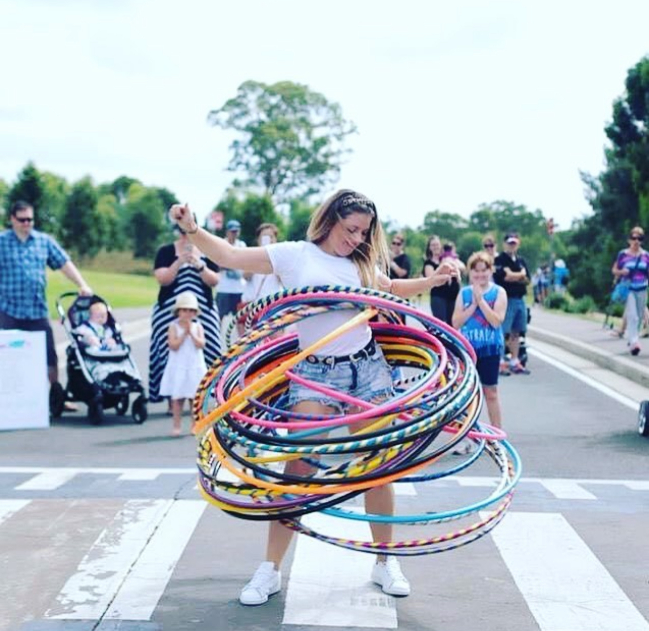 Amanda, hula hoop in Sydney