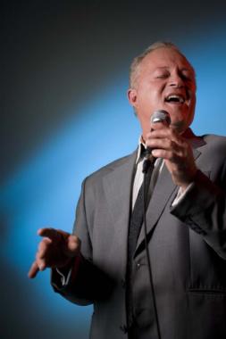 Tony Haley, jazz singer in Sydney, photo 2