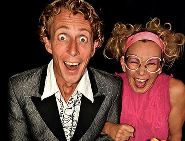 Kiki And Pascal, juggler in Sydney
