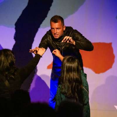 Adam Axford MAGICIAN MENTALIST MINDREADER, live in Sydney, photo 2