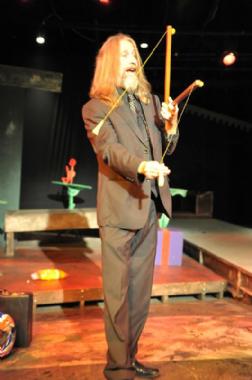 Jon Blakeney, magician in Sydney, photo 3