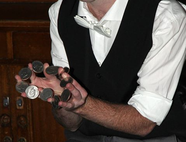 Julian, magician in Sydney, photo 2
