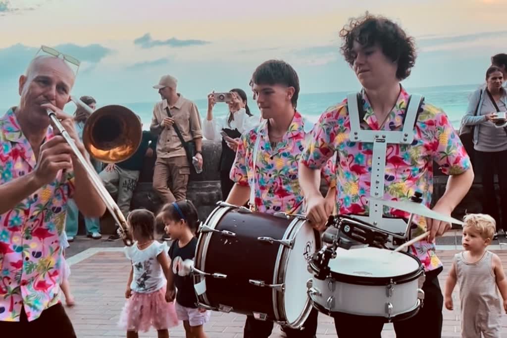 The Moveable Beats, marching band in Sydney, photo 2