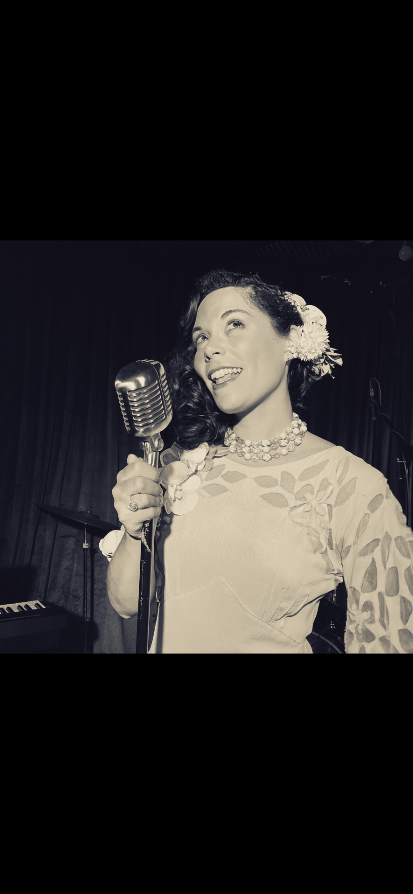 Mouna Stone, jazz singer in Sydney
